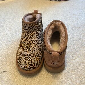Cheetah Ugg mini